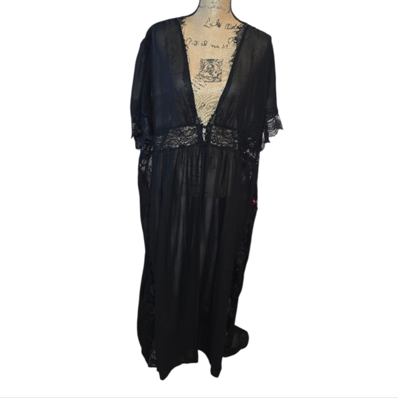 Torrid Elegant Black Lace Kimono Robe Plus Size 3 3X - Picture 1 of 4
